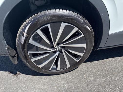 2025 Volkswagen ID.4 AWD Pro