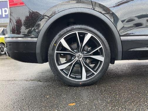 2022 Volkswagen Tiguan 2.0T SEL R-Line 4MOTION