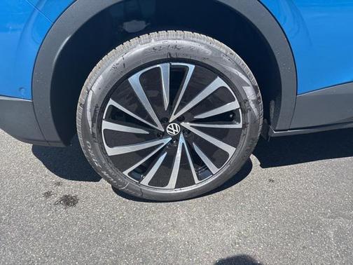 2025 Volkswagen ID.4 AWD Pro