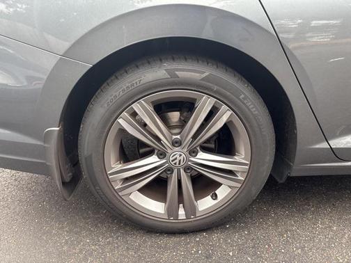 2021 Volkswagen Jetta 1.4T R-Line