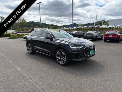 Orca Black Metallic 2020 Audi Q8 55 Premium Plus