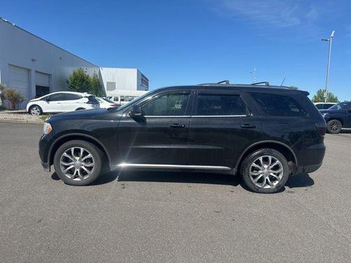 Brilliant Black Crystal Pearlcoat 2012 Dodge Durango Crew