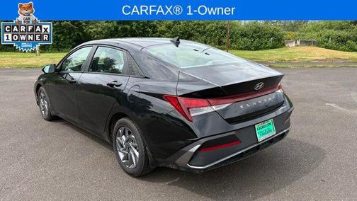 Abyss Black 2024 Hyundai ELANTRA SEL