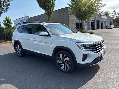 2024 Volkswagen Atlas 2.0T SE w/Technology 4MOTION