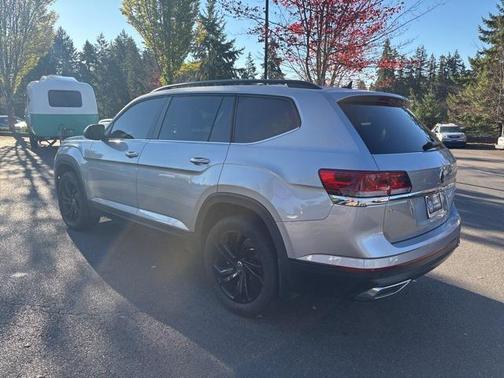2022 Volkswagen Atlas 2.0T SE w/Technology 4MOTION