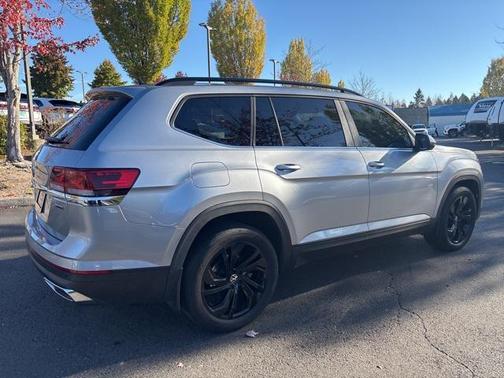 2022 Volkswagen Atlas 2.0T SE w/Technology 4MOTION