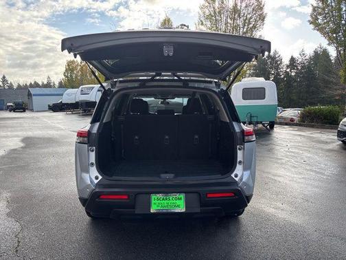 2024 Nissan Pathfinder SV 4WD