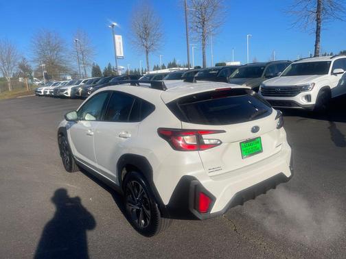 Crystal White Pearl 2024 Subaru Crosstrek Premium