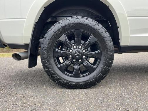 2022 RAM 3500 Limited Crew Cab 4x4 8' Box