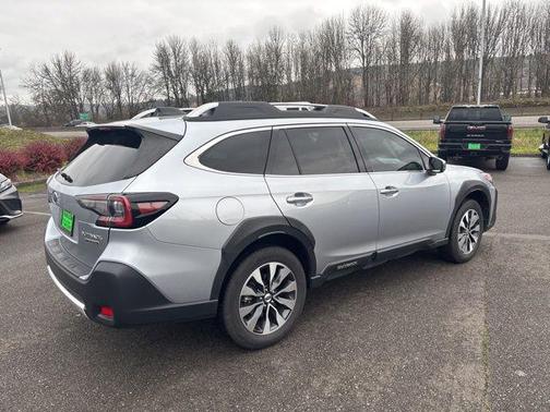 2023 Subaru Outback Touring