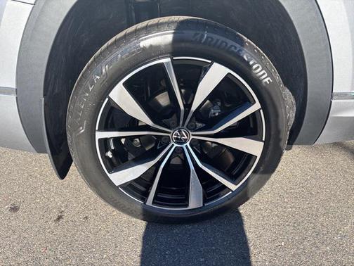 2026 Volkswagen Atlas 2.0T SEL Premium R-Line 4MOTION