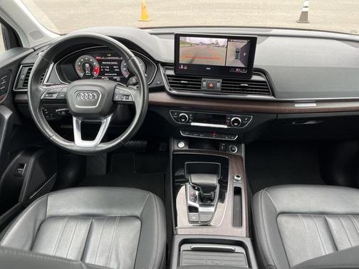 2021 Audi Q5 45 Premium Plus