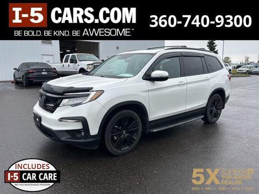 Platinum White Pearl 2022 Honda Pilot AWD Black Edition