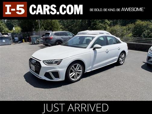 2022 Audi A4 45 S line Premium Plus