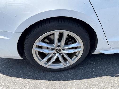 2022 Audi A4 45 S line Premium Plus