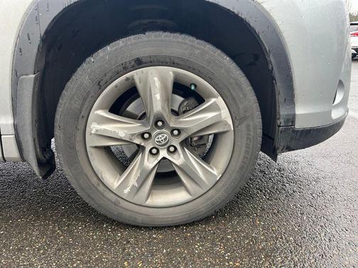 2018 Toyota Highlander Limited Platinum