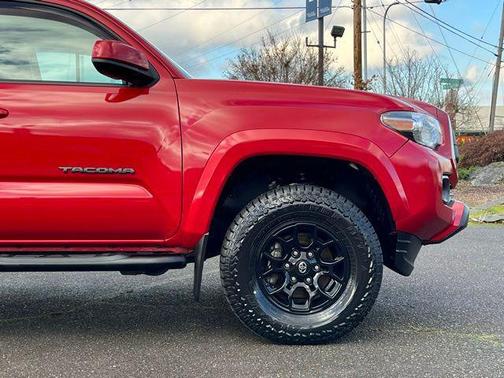 2020 Toyota Tacoma SR5