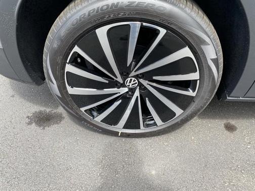 2025 Volkswagen ID.4 AWD Pro