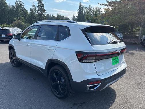 2025 Volkswagen Taos 1.5T SEL