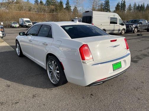 2017 Chrysler 300C Base