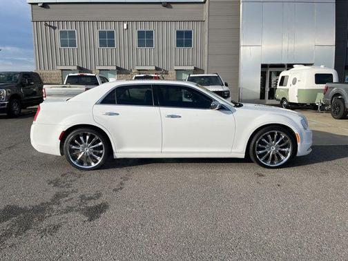 2017 Chrysler 300C Base