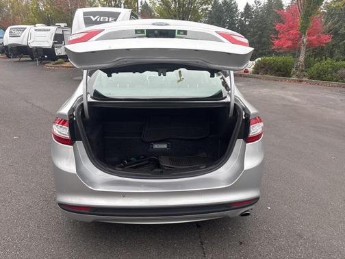 2014 Ford Fusion Energi SE Luxury