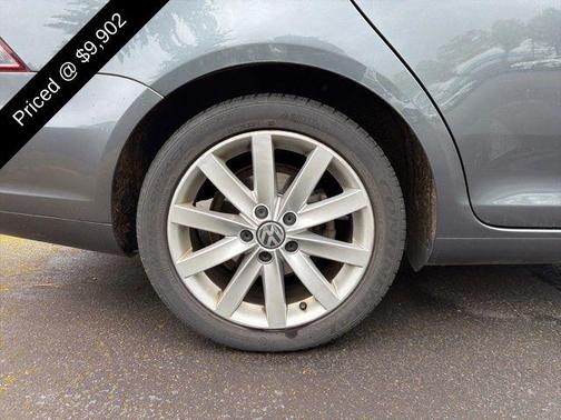 Platinum Gray Metallic 2013 Volkswagen Jetta SportWagen TDI