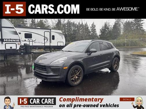 2022 Porsche Macan Base