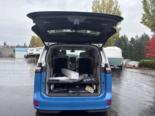 2025 Volkswagen ID. Buzz 1st Edition with 4MOTION