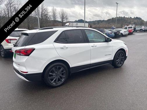 2022 Chevrolet Equinox FWD RS