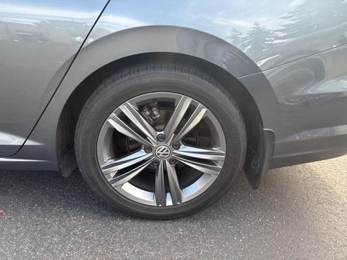 2020 Volkswagen Jetta 1.4T R-Line