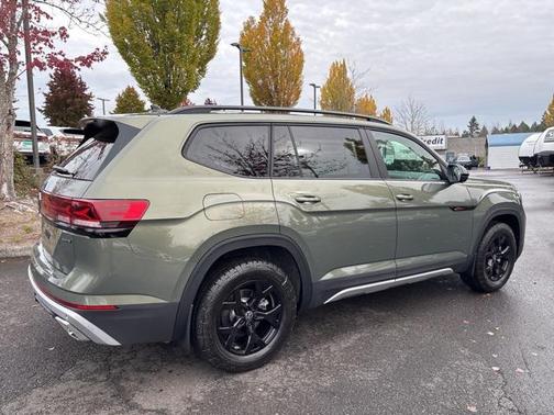 2026 Volkswagen Atlas 2.0T Peak Edition