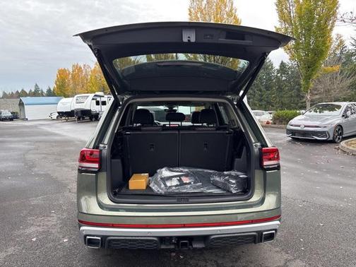 2026 Volkswagen Atlas 2.0T Peak Edition