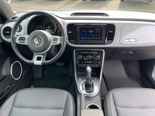 2019 Volkswagen Beetle 2.0T S