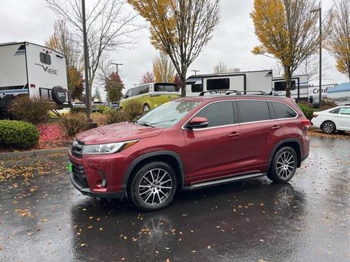 2018 Toyota Highlander SE