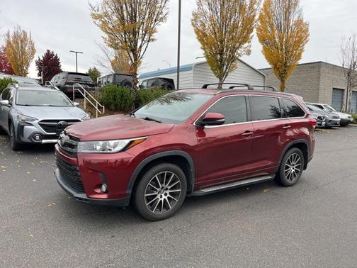 2018 Toyota Highlander SE