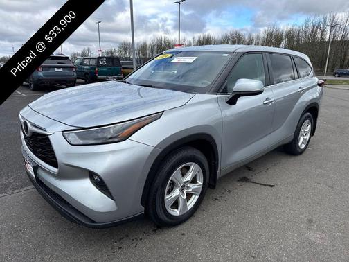 2024 Toyota Highlander LE