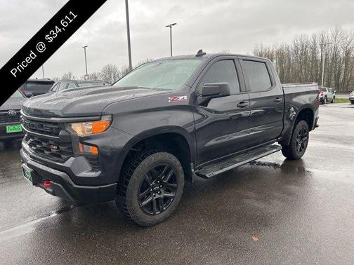 2022 Chevrolet Silverado 1500 Custom Trail Boss