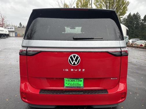 2025 Volkswagen ID. Buzz Pro S Plus with 4MOTION