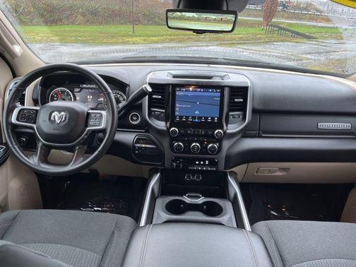 2022 RAM 2500 Big Horn Mega Cab 4x4 6'4'' Box