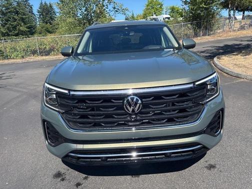 2025 Volkswagen Atlas 2.0T SEL Premium R-Line 4MOTION