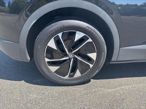 2021 Volkswagen ID.4 Pro