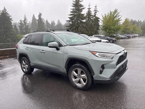 2021 Toyota RAV4 Hybrid XLE Premium