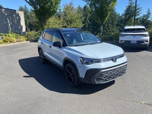 2025 Volkswagen Taos 1.5T SE Black
