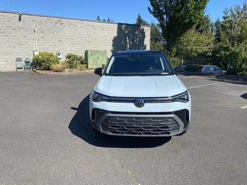 2025 Volkswagen Taos 1.5T SE Black