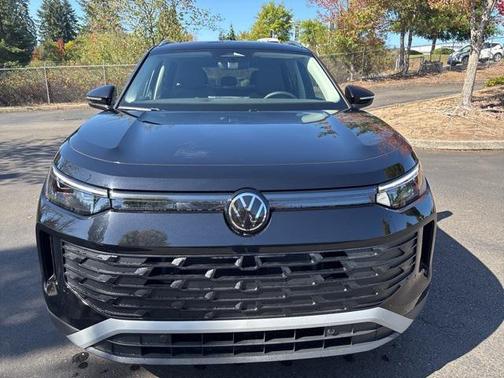 2025 Volkswagen Tiguan 2.0T SE 4MOTION