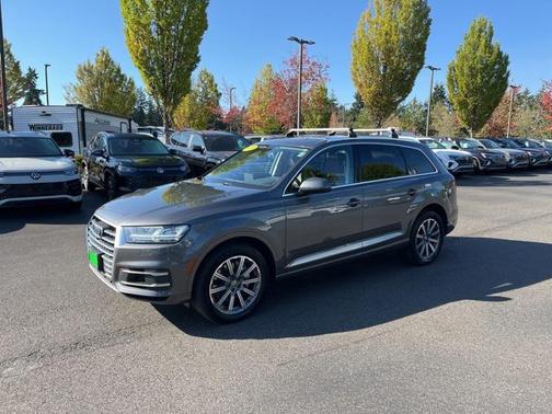 2019 Audi Q7 55 Premium Plus
