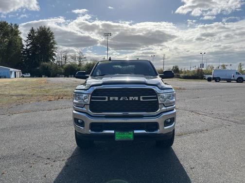 2022 RAM 2500 Big Horn Crew Cab 4x4 6'4' Box