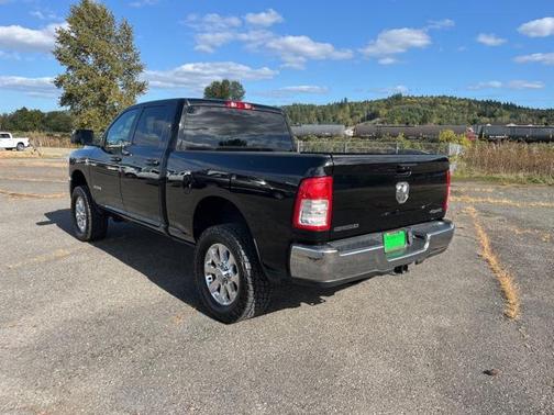 2022 RAM 2500 Big Horn Crew Cab 4x4 6'4' Box