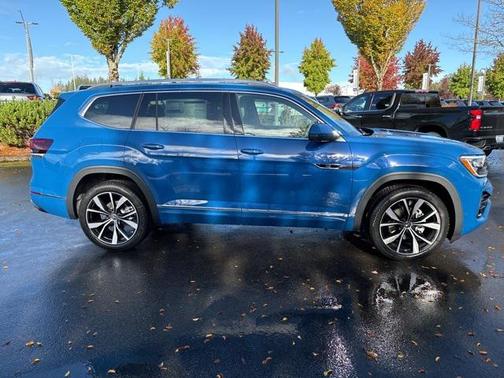 2025 Volkswagen Atlas 2.0T SEL Premium R-Line 4MOTION